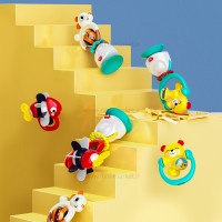 جغجغه صندلی غذا طرح ماهی رنگ قرمز هولی تویز Huile toys