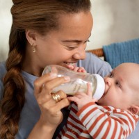 شیشه شیر پیرکس 240 میل اونت Avent
